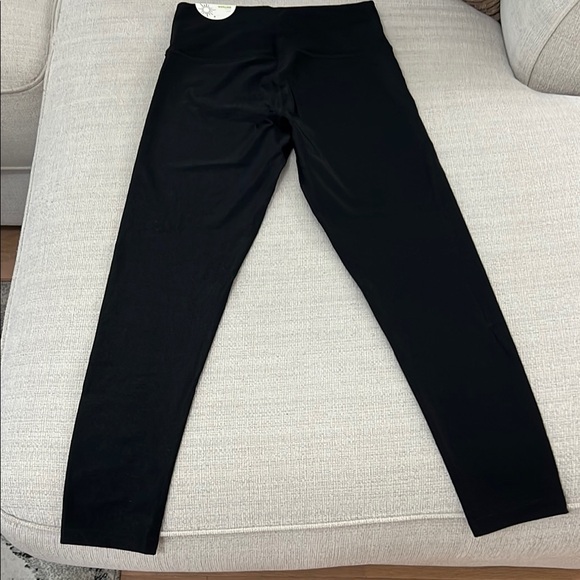 Aerie Black High-Waisted 7/8 Leggings - Picture 5 of 6